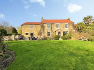 Photo 21- click for photo gallery